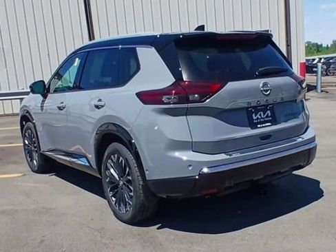 Used 2024 Nissan Rogue Platinum w/ Platinum Premium Package AWD/4WD image 9