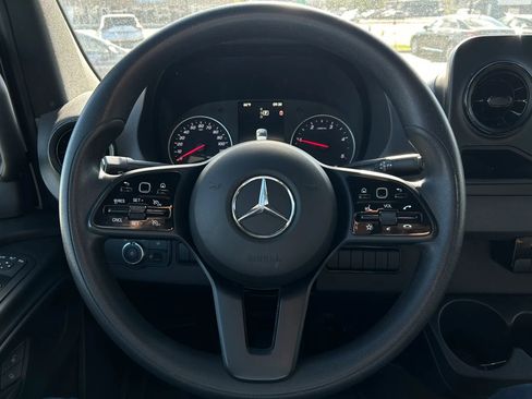 Used 2023 Mercedes-Benz Sprinter 2500 w/ Parking Package image 8