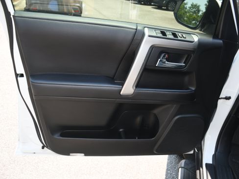 Certified 2024 Toyota 4Runner SR5 Premium w/ Moonroof Package RWD image 10