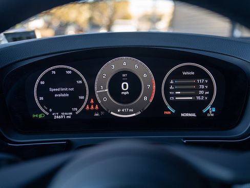 Certified 2024 Porsche Cayenne image 10