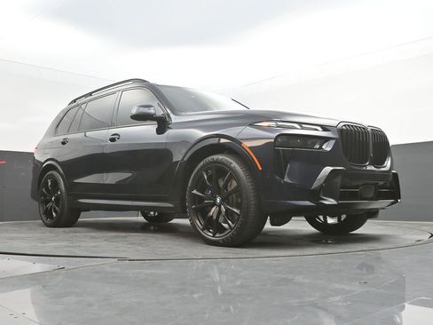 Certified 2024 BMW X7 xDrive40i w/ M Sport Package AWD/4WD image 51