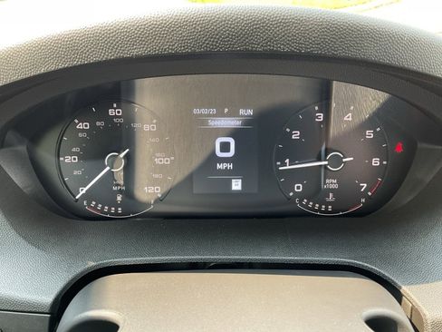 Used 2024 RAM ProMaster 2500 w/ Storage Group image 20