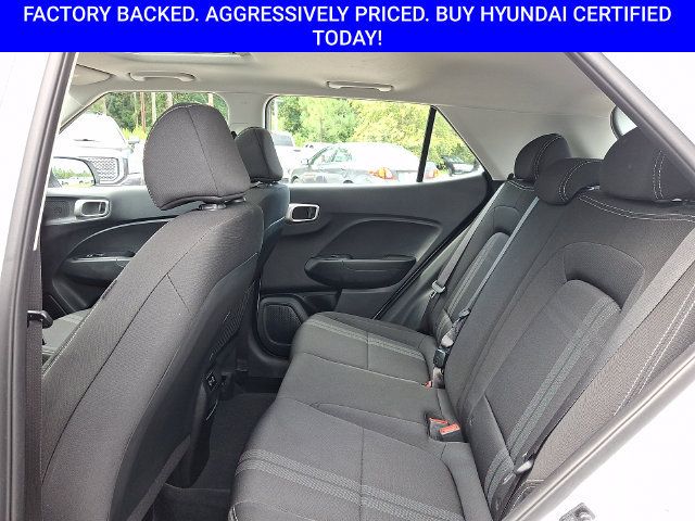 Certified 2025 Hyundai Venue SEL FWD image 12