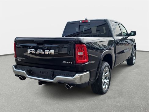 New 2026 RAM 1500 4x4 Crew Cab image 5