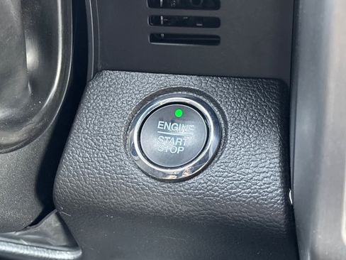 Certified 2021 Ford F350 Platinum image 22