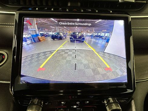 Used 2023 Jeep Grand Cherokee Overland AWD/4WD image 27