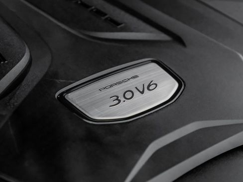 Used 2023 Porsche Cayenne image 61