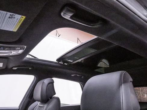 Certified 2025 Genesis GV70 3.5T Sport w/ Sport Advanced Package image 10