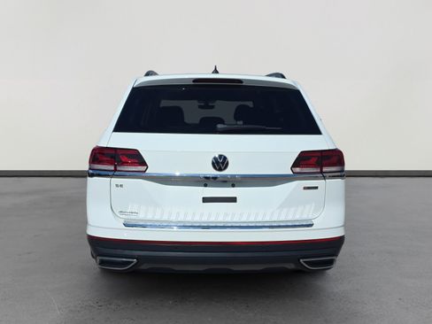 Used 2021 Volkswagen Atlas SE image 4