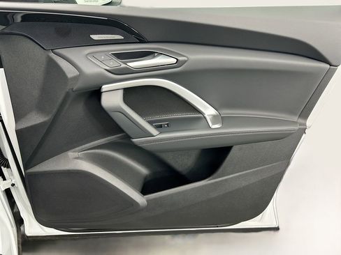 Used 2025 Audi Q5 Premium Plus image 24