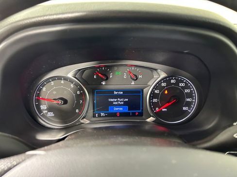 Used 2023 GMC Acadia SLE image 18