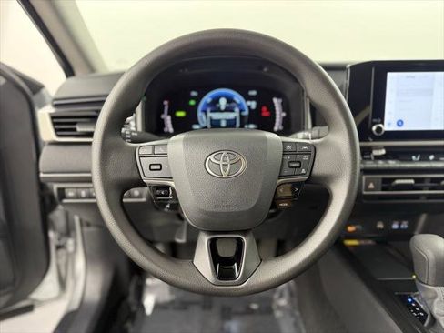 Certified 2025 Toyota Camry LE image 19