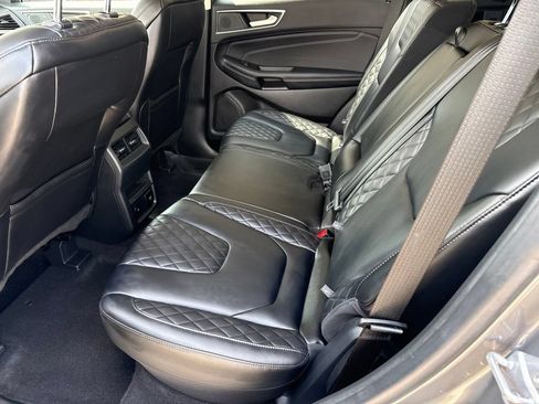 Used 2024 Ford Edge Titanium AWD/4WD image 16