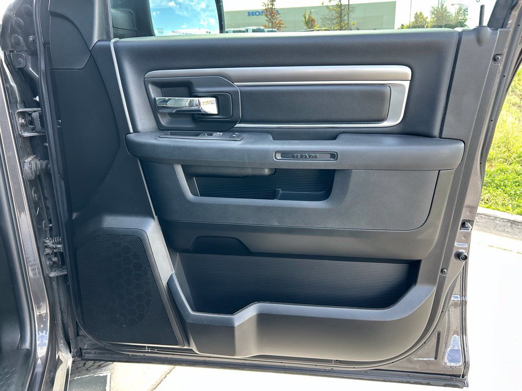 Used 2022 RAM 1500 Warlock AWD/4WD image 29