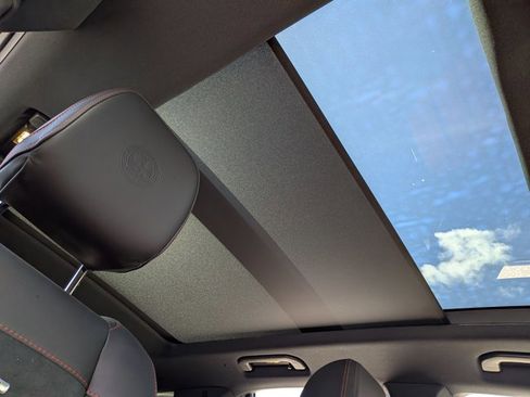 Used 2025 Mercedes-Benz GLE 53 AMG 4MATIC image 20