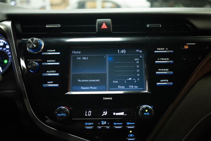 Used 2020 Toyota Camry SE w/ Carpet Mat Package FWD image 20