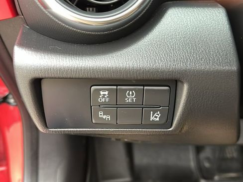 Used 2016 MAZDA MX-5 Miata Grand Touring image 25