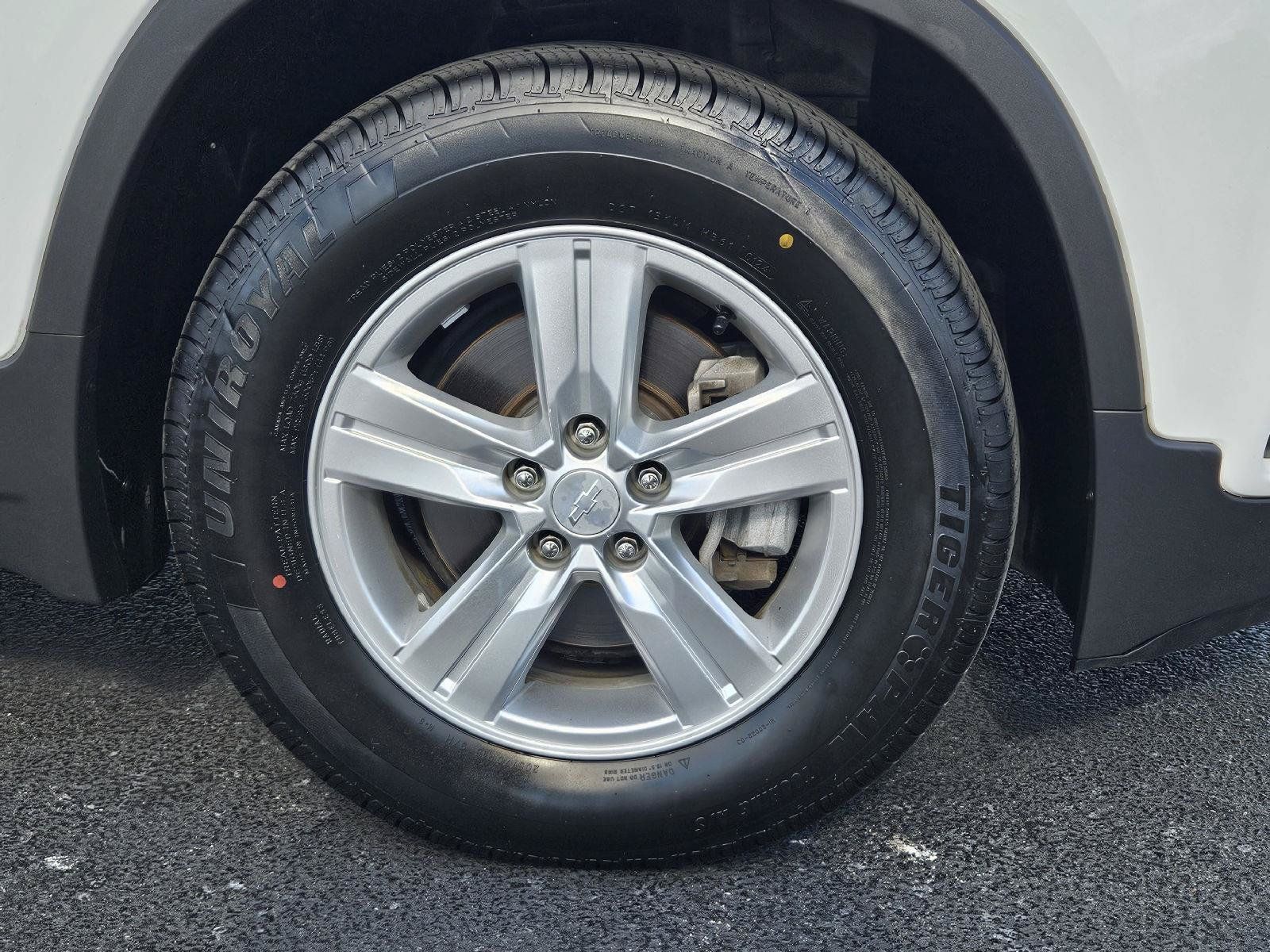 Used 2019 Chevrolet Trax LT w/ Driver Confidence Package FWD image 25