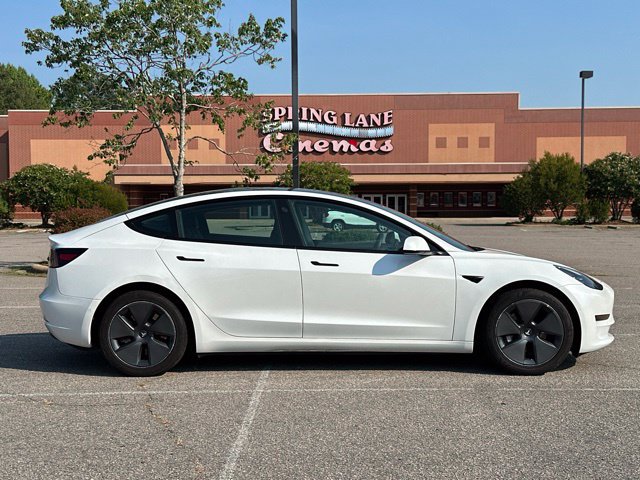 Used 2021 Tesla Model 3 Standard Range Plus RWD image 6