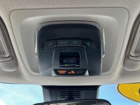Used 2025 Toyota Corolla LE w/ LE Premium Package FWD image 41