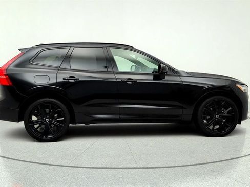 Used 2025 Volvo XC60 B5 Ultra w/ Protection Package Premier AWD/4WD image 4