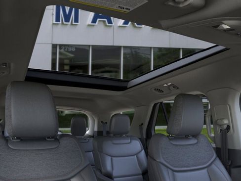 New 2026 Ford Explorer Active w/ Active Comfort Package image 22