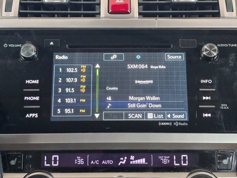 Used 2015 Subaru Outback 2.5i Premium AWD/4WD image 11