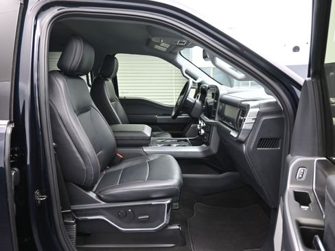 Used 2022 Ford F150 Lariat image 13