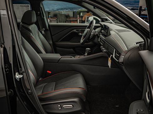 New 2026 Acura ADX A-Spec image 22