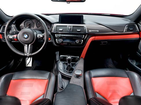 Used 2020 BMW M4 Coupe w/ Competition Package RWD image 14