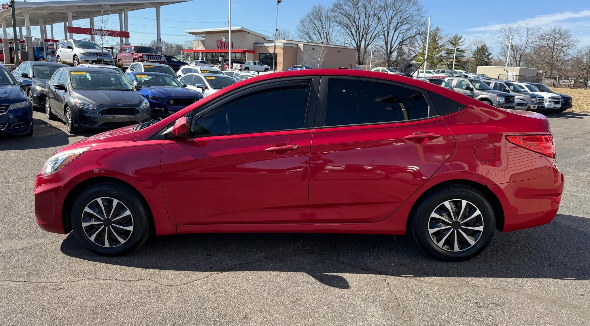 Used 2016 Hyundai Accent SE FWD image 2