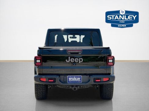 Used 2021 Jeep Gladiator Rubicon AWD/4WD image 10