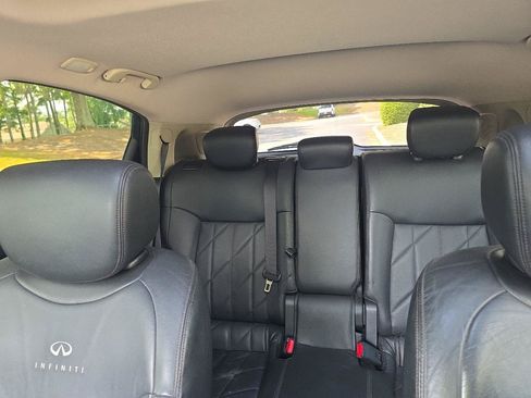 Used 2010 INFINITI FX35 AWD w/ Navigation Pkg image 32