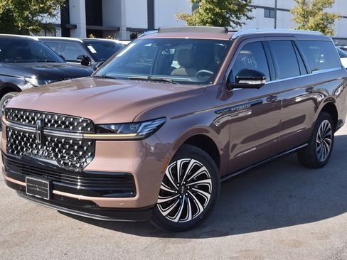 New 2025 Lincoln Navigator L Black Label image 12