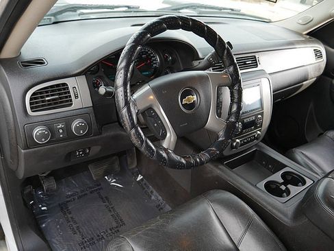 Used 2014 Chevrolet Silverado 2500 LTZ w/ LTZ Plus Package image 11