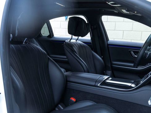 Used 2023 Mercedes-Benz S 500 4MATIC image 27