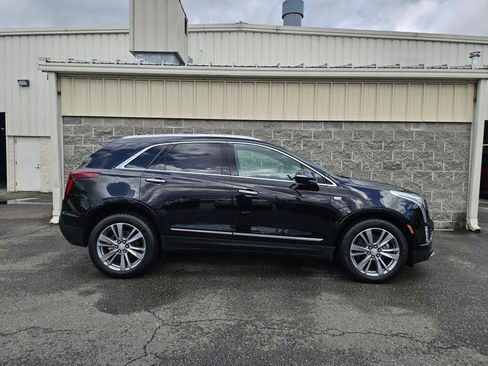 Certified 2023 Cadillac XT5 Premium Luxury w/ Platinum Package AWD/4WD image 9