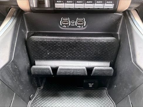 Used 2022 RAM 2500 Laramie AWD/4WD image 16