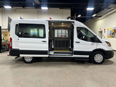 Used 2020 Ford Transit 150 Medium Roof image 9