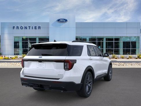 New 2025 Ford Explorer ST-Line w/ Premium Package image 8