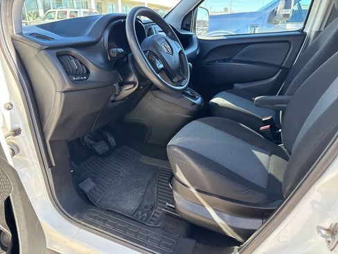 Used 2018 RAM ProMaster City Tradesman image 9