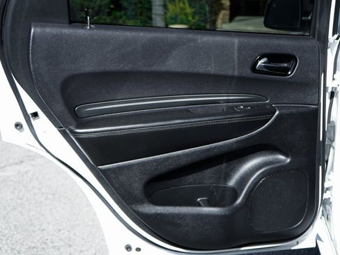 Used 2022 Dodge Durango GT image 31