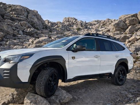 Used 2022 Subaru Outback Wilderness image 39