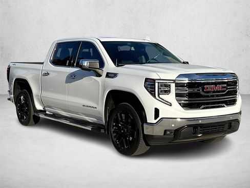 Used 2023 GMC Sierra 1500 SLT w/ SLT Premium Plus Package AWD/4WD image 8