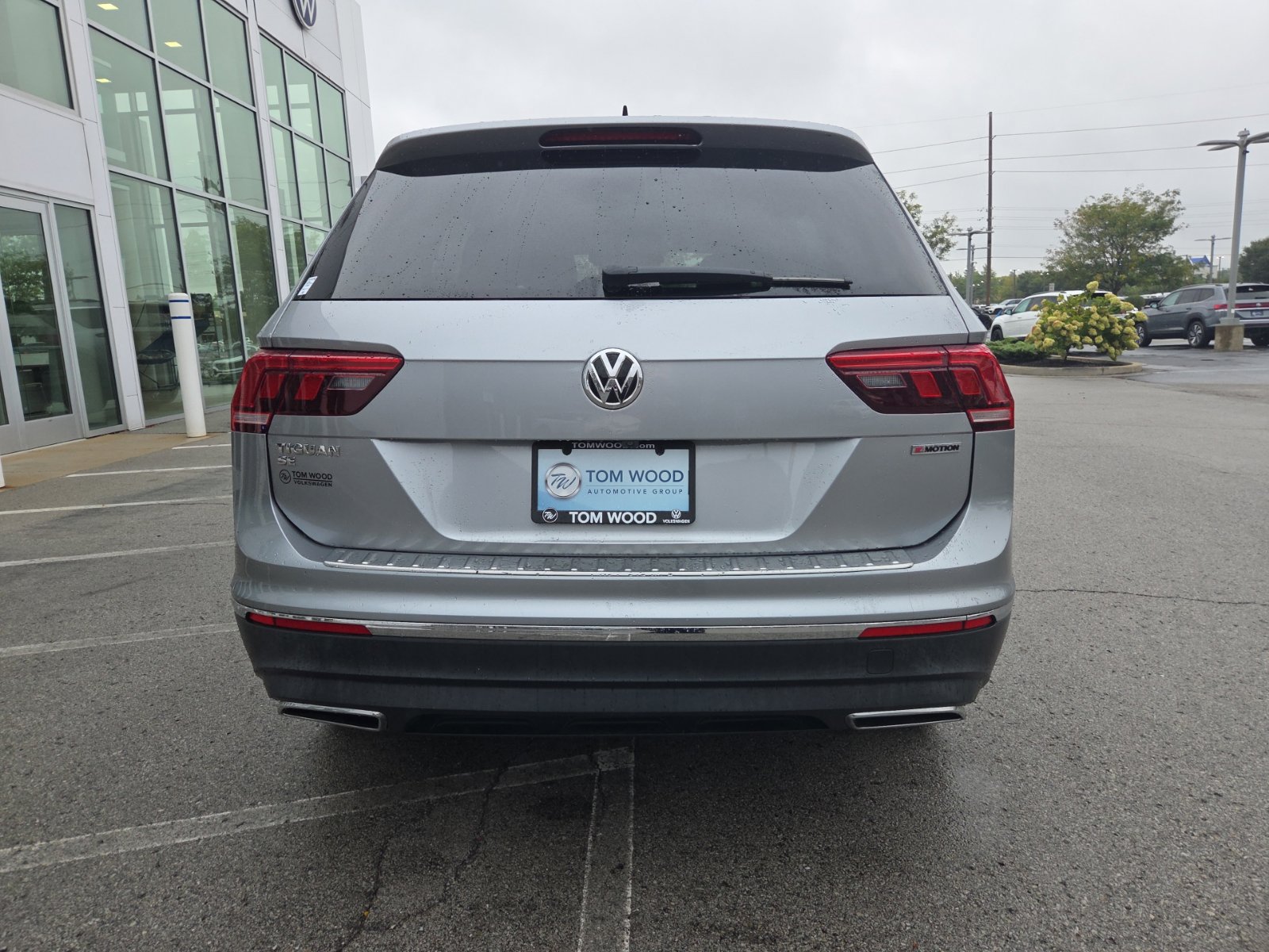 Used 2020 Volkswagen Tiguan SE w/ Panoramic Sunroof Package AWD/4WD image 5