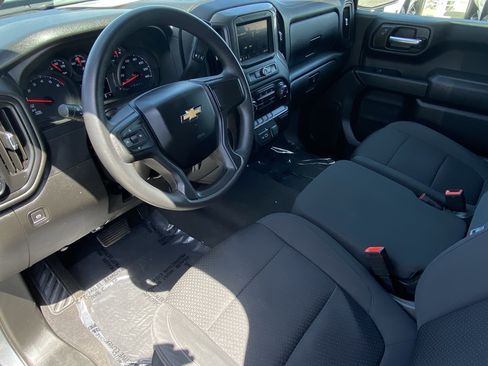 Used 2022 Chevrolet Silverado 1500 Custom AWD/4WD image 26