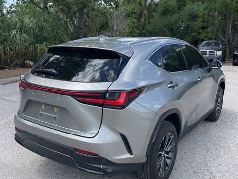 Used 2024 Lexus NX 250 FWD w/ Towing Package (2000 Lbs) image 4