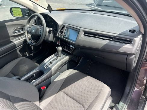 Used 2022 Honda HR-V EX image 41