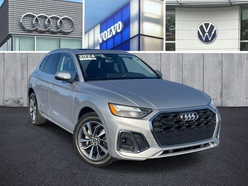Certified 2024 Audi Q5 2.0T Premium w/ Convenience Package image 1