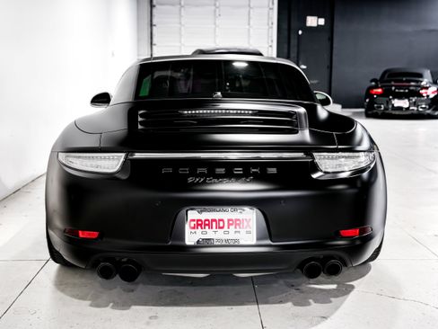 Used 2014 Porsche 911 Targa 4S image 4